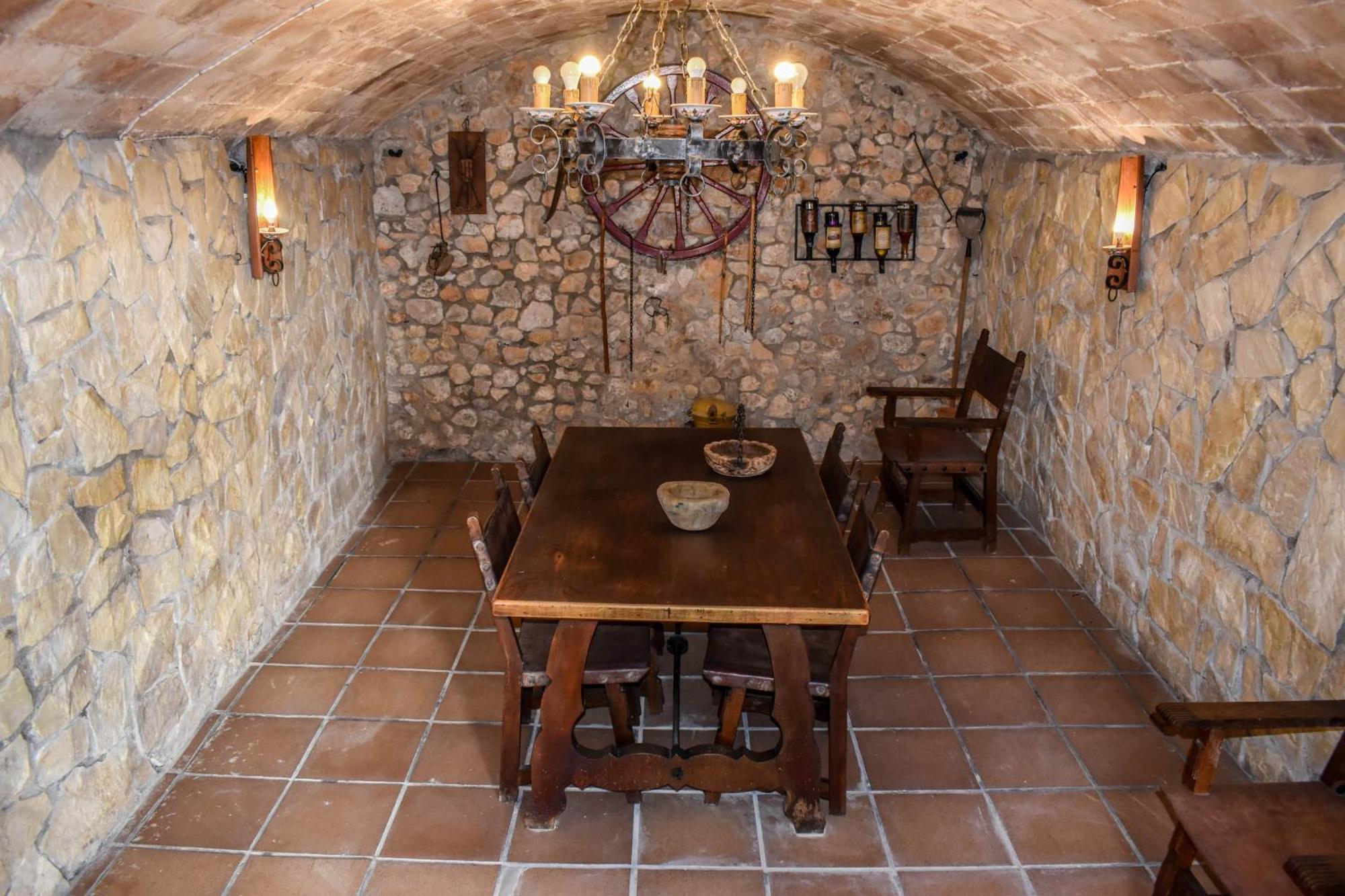 Masia St Salvador 1582 * Cubelles